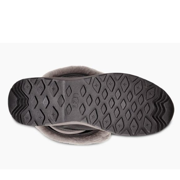 UGG Adirondack Tall III Women's Snow Boot - Picture 6 of 6